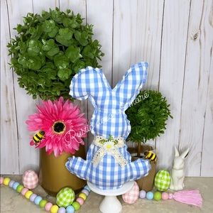 🐣 Blue & White Gingham Easter Bunny Decor
